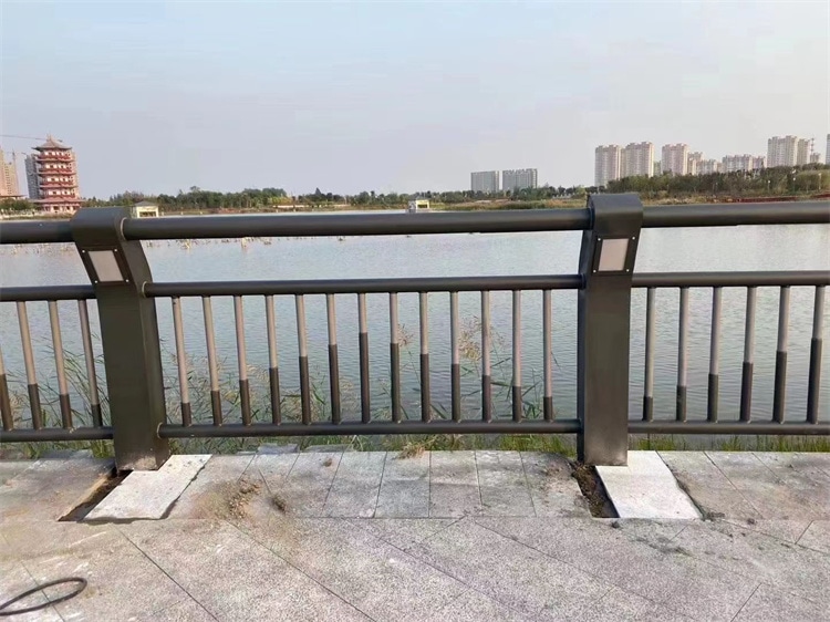 后市桥梁护栏现货价格上涨空间有限